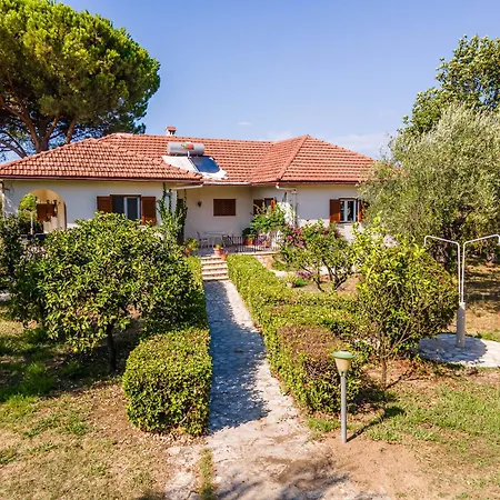 Koustas' House By Corfu Solutions *