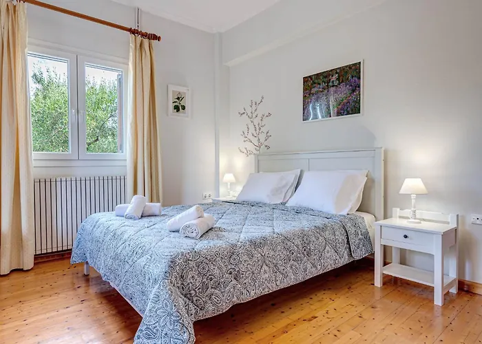 Koustas' House By Corfu Solutions * Roda (Corfu)