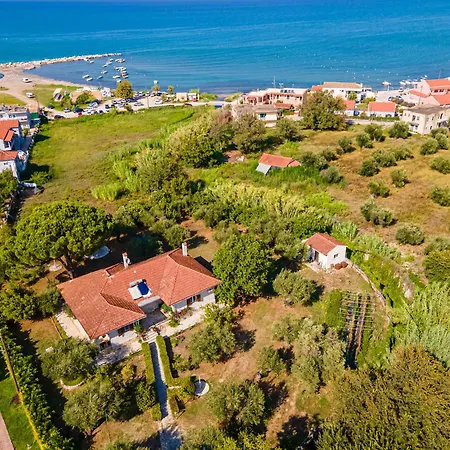 Koustas' House By Corfu Solutions Сasa de vacaciones *