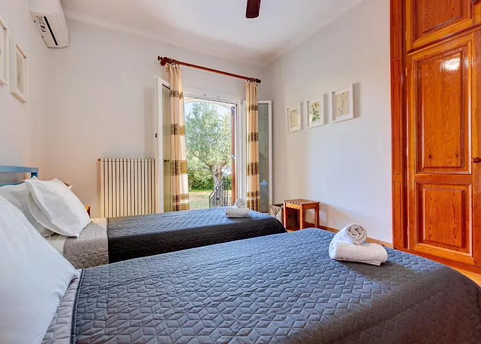 Semesterbostad Koustas' House By Corfu Solutions